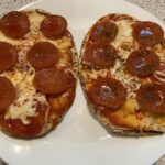 Mini Pizza i Airfryer (Lavet på pitabrød) - Hurtig og Nem Snack